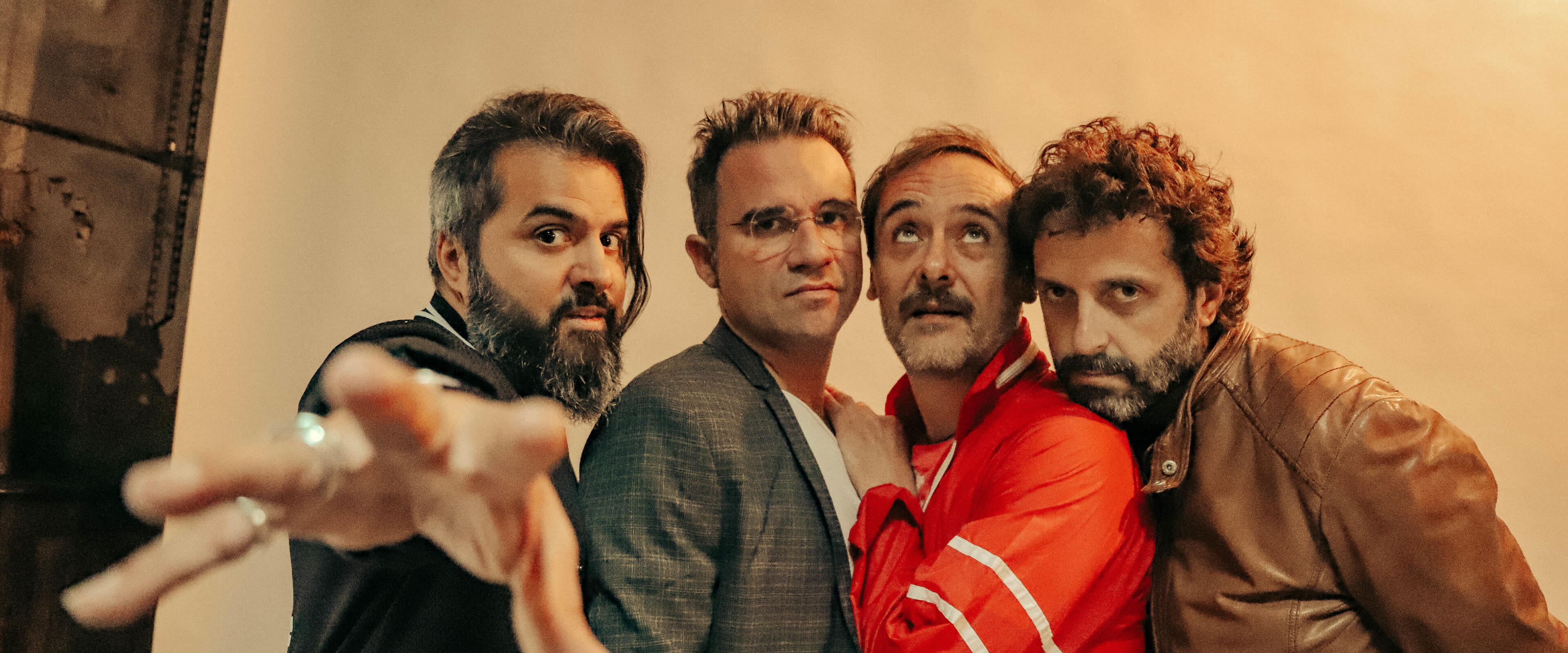 Conferencia Rumbo al Vive Latino: Love of Lesbian