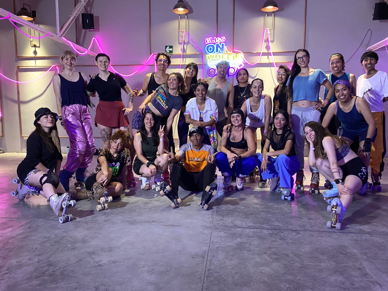 Bliss on Wheels Roller Dance Studio trae a México a Diamond Walker para celebrar su primer aniversario.