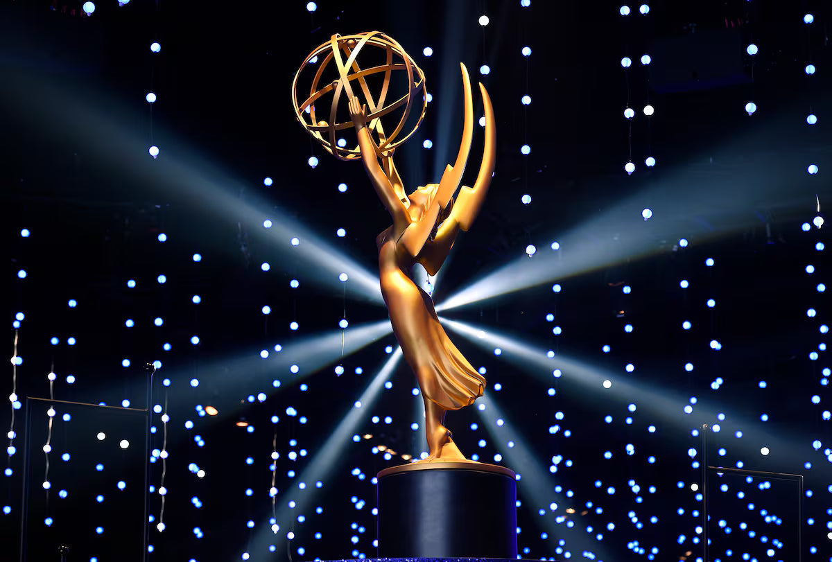SATURDAY NIGHT LIVE Y THE TRAITORS TRIUNFAN EN LA ENTREGA 77 DE LOS PRIMETIME EMMY AWARDS