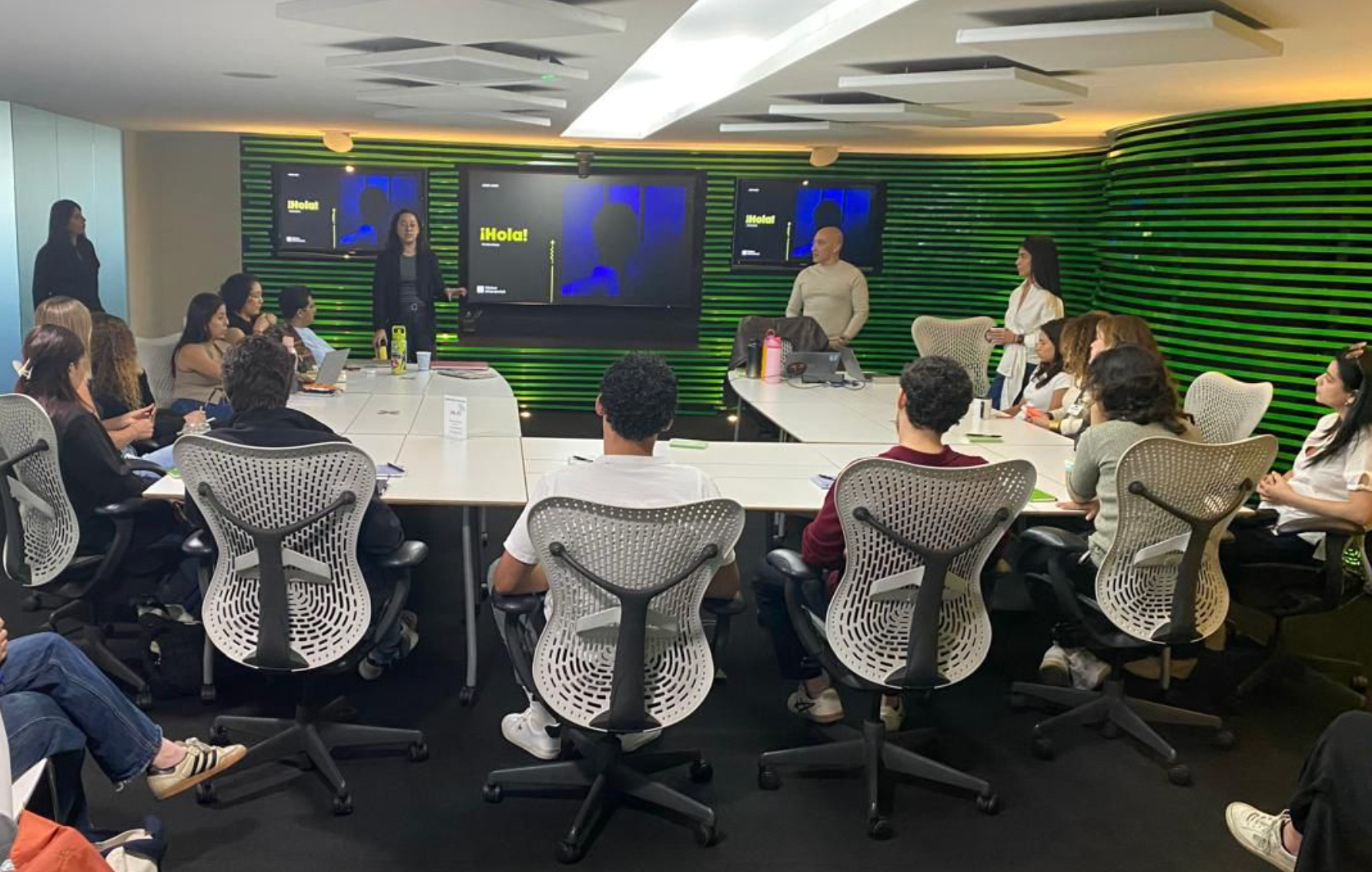 Universidad IBERO se alía con Weber Shandwick y McCannpara formar a la próxima generación de líderes creativos y de comunicación en México la IBERO para formar a la próxima generación de líderes creativos y de comunicación en México