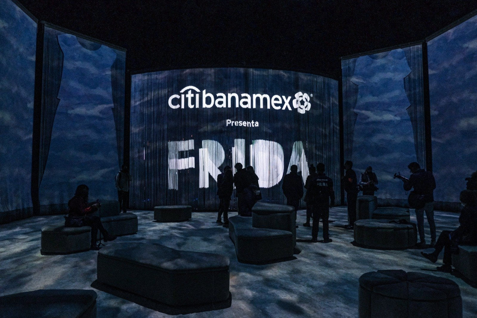 Citibanamex Presenta Frida, La Experiencia Inmersiva continúa su gran éxito ahora en el Foro Polanco