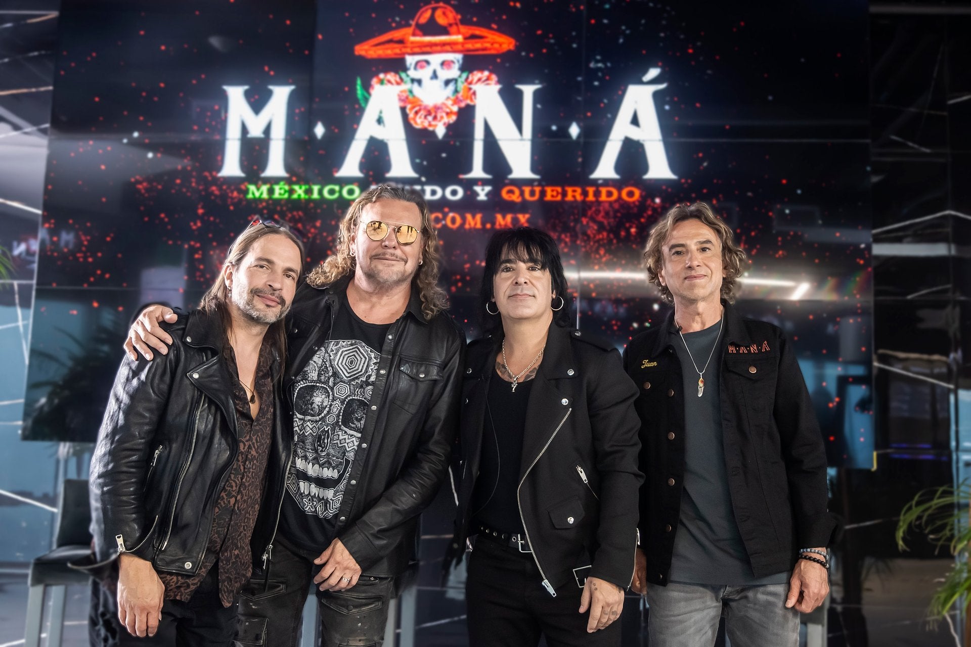 MANÁ MUESTRA EL PODER DE SU REGRESO A MÉXICO POR TODO LO ALTO CON UNA PRESENTACIÓN ARRIBA DEL WORLD TRADE CENTER- CDMX